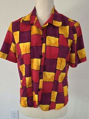 Notations Vintage Short-Sleeve Button Shirt in Magenta, Yellow & Red